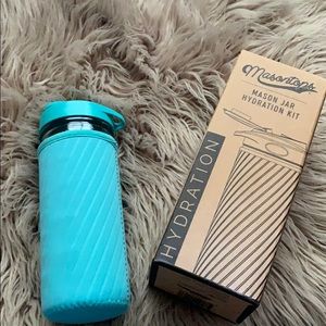 Fabfitfun fall 2020 Masontops glass water bottle